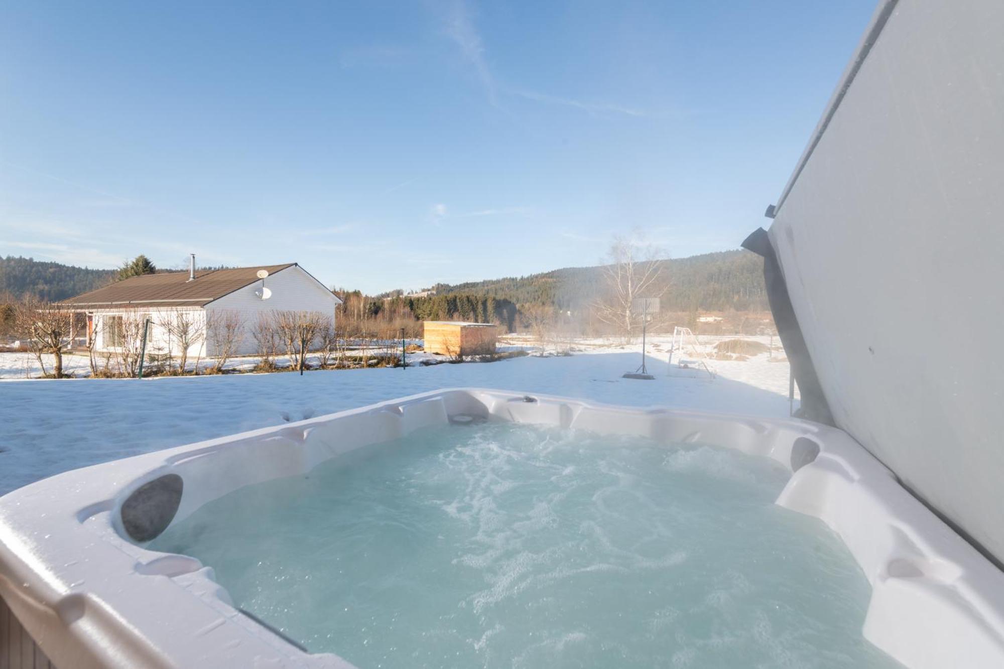Chalet Du Bien-Etre 15P. Piscine,Spa, Hammam,Petanque,Basket 热拉梅 外观 照片
